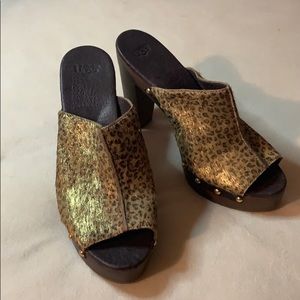 UGG Metallic Calf Hair Studded Heels Clogs Sz 8